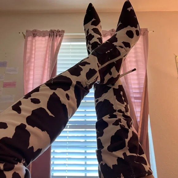 Steven Madden | VAVA | Cow Print - thigh high boots - Picture 2 of 6